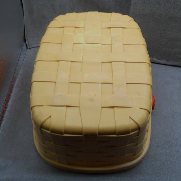 Fisher Price 1989 Pack-A-Picnic Tan Picnic BASKET w/Red Handle 2109 Fun w/Food - Picture 8 of 8